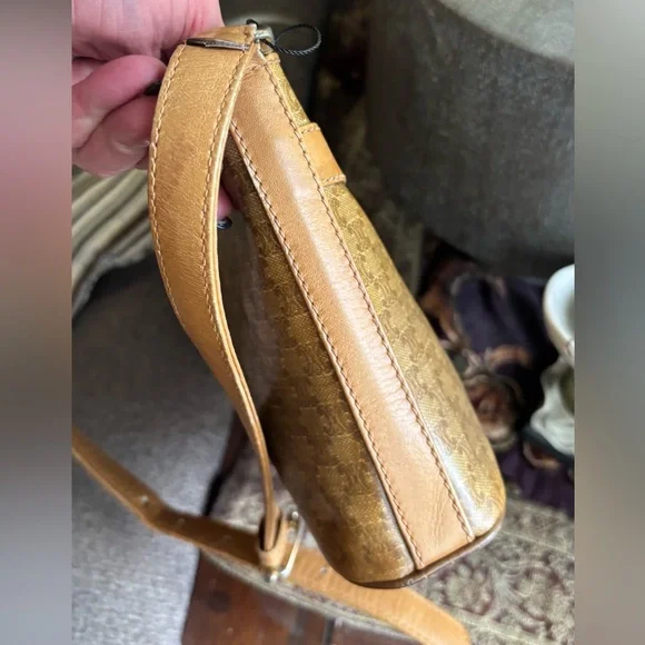 Authentic CELINE Brown macadam coated leather Patterned 3 compartments crossbody - Picture 4 of 16